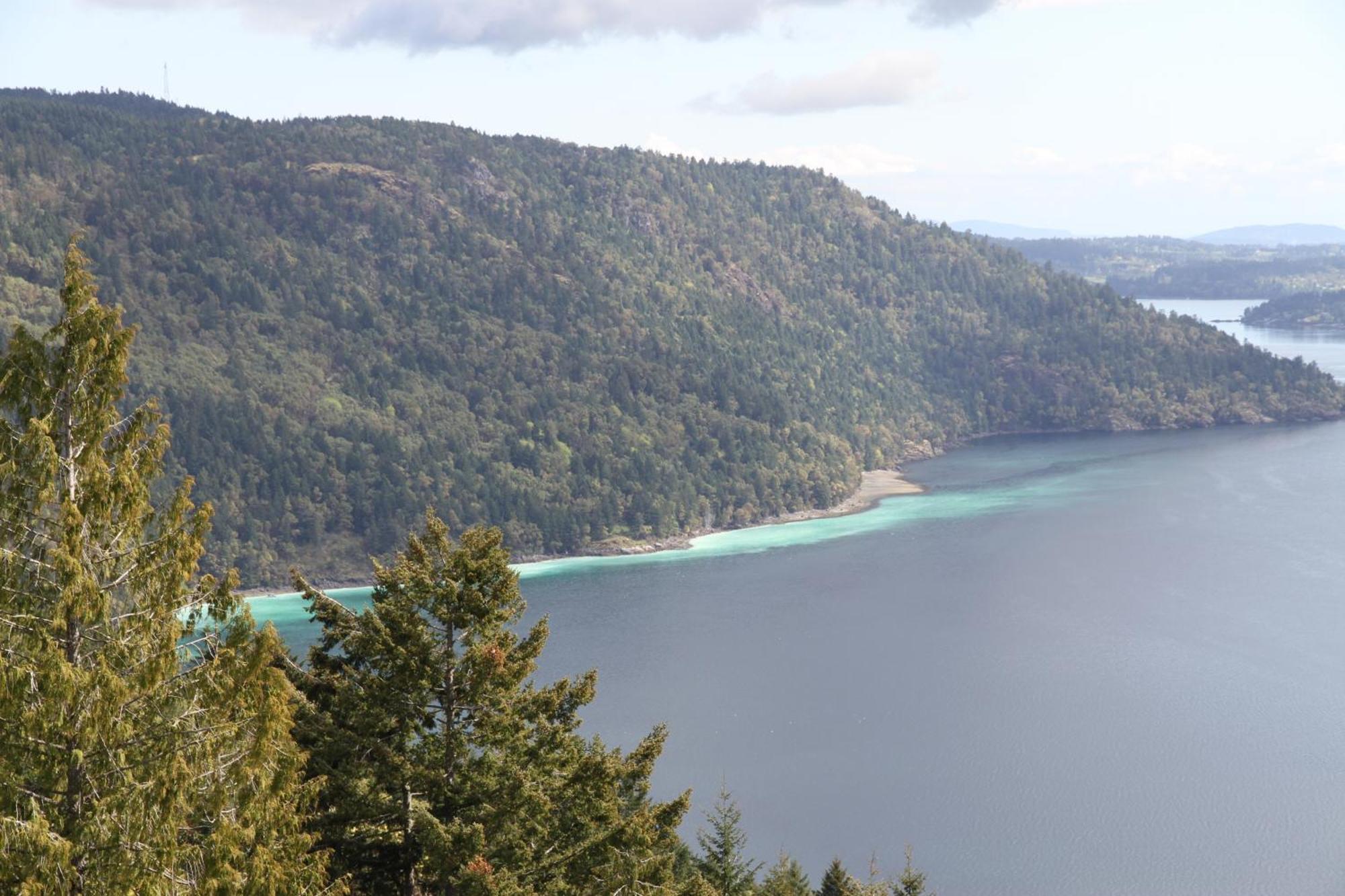 Moon Water Lodge Malahat Номер фото